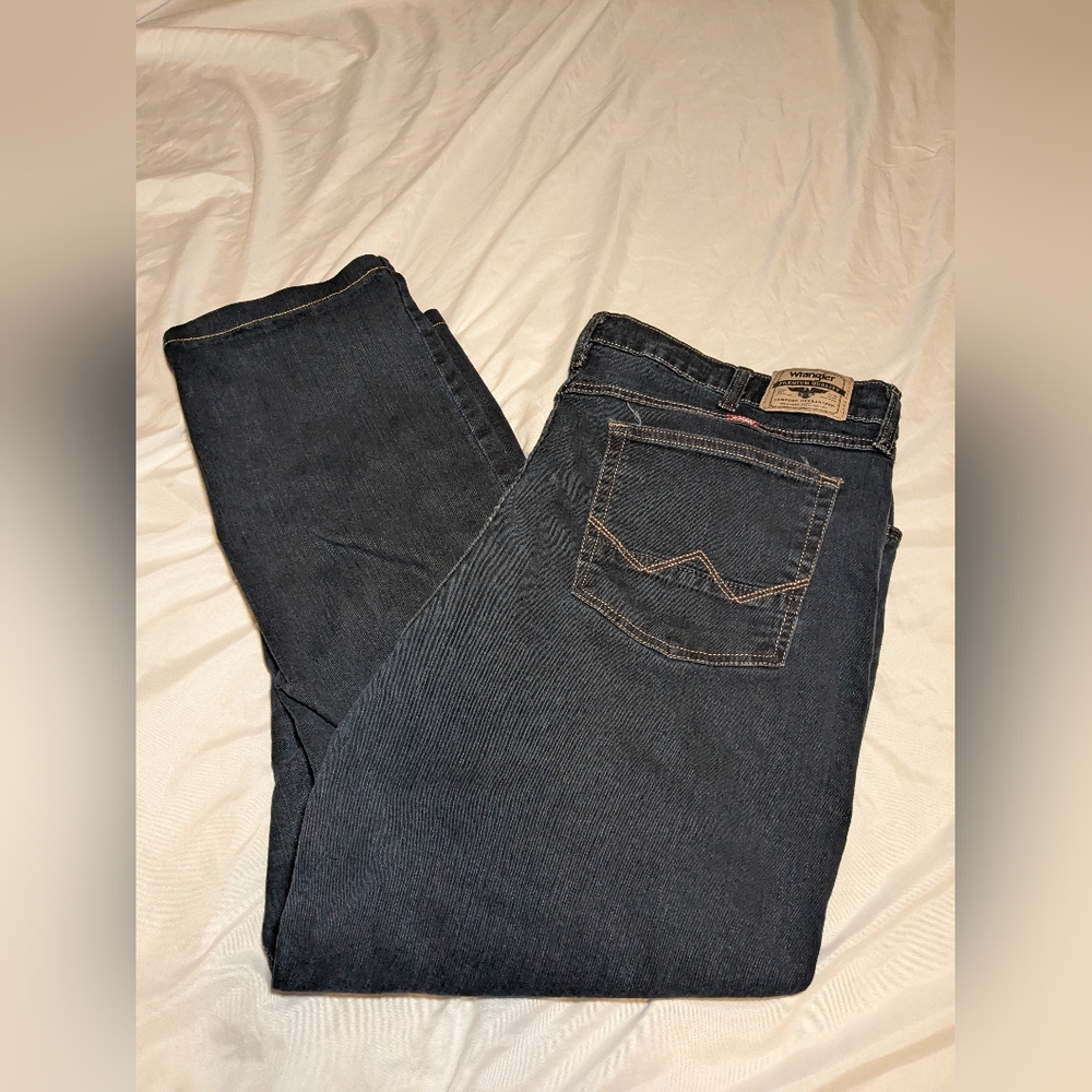 Wrangler Men's Straight‎ Fit Jeans Size 42x30